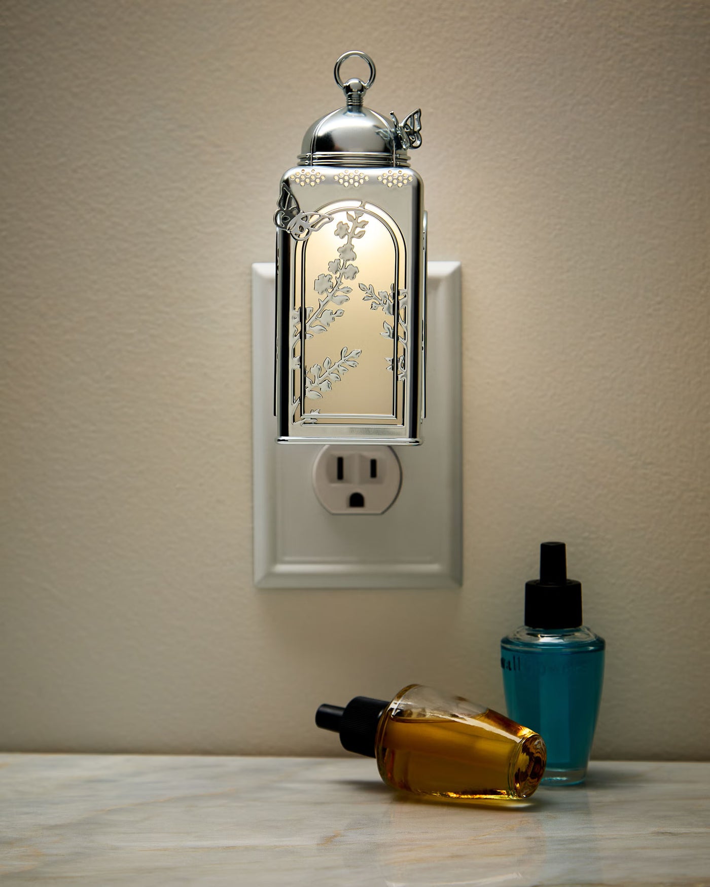 Butterfly Lantern Scent Control™ Nightlight Wallflowers Fragrance Plug
